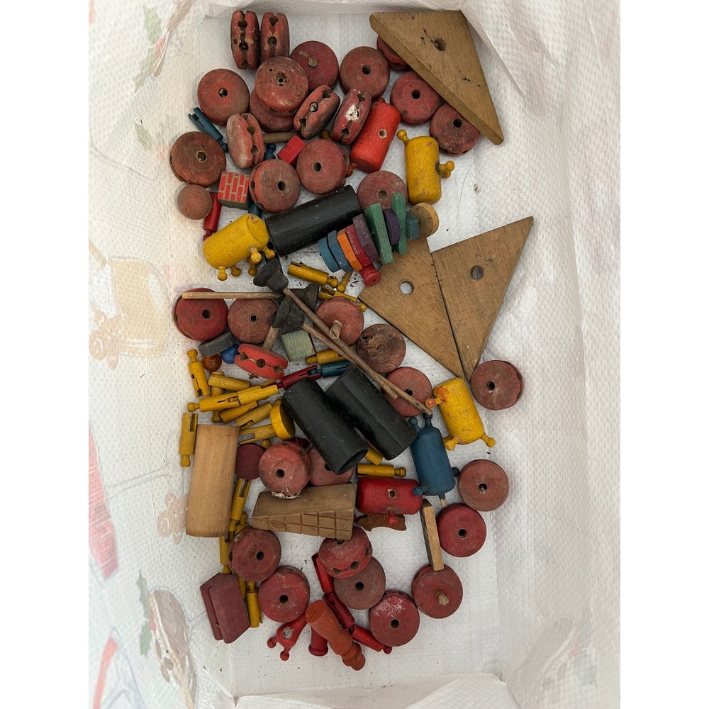 Large VTG Wooden Toy Lot Tinker Toys Building Blocks Red Yellow Blue